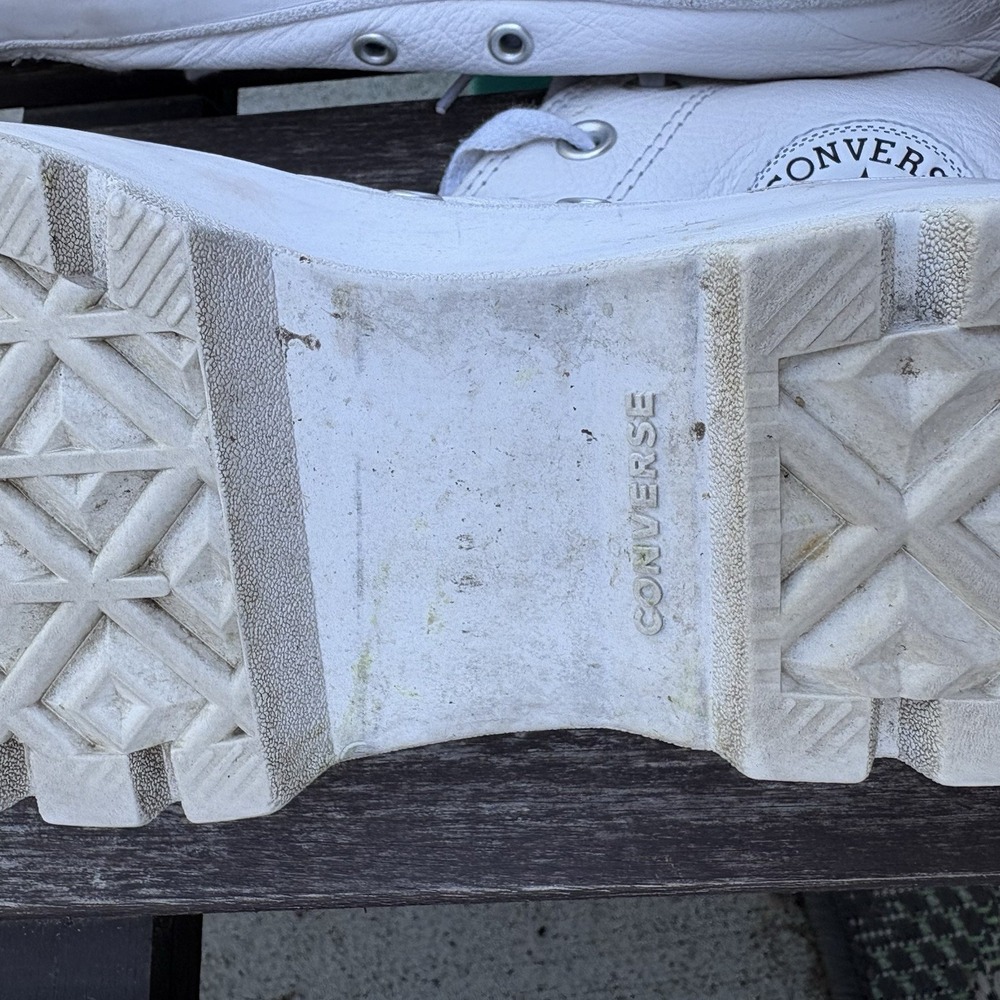 Converse Women 6.5 White Lugged High Top Sneakers Gorpcore Leather - Picture 9 of 13